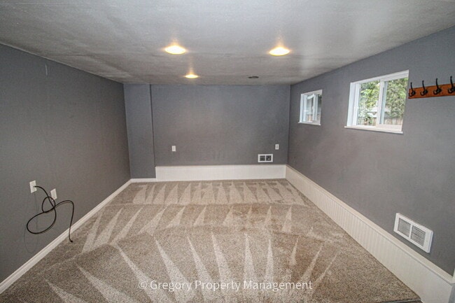 Building Photo - 14026 75th Ave NE