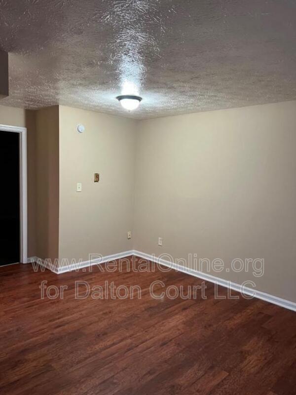 Building Photo - 1972 Cambridge Dr