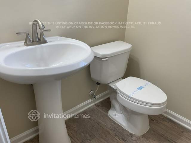 Building Photo - 2735 Wolf Trail