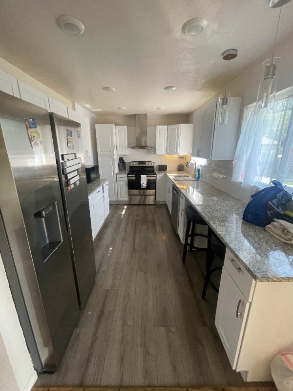 Building Photo - 2528 14th Ave Ct