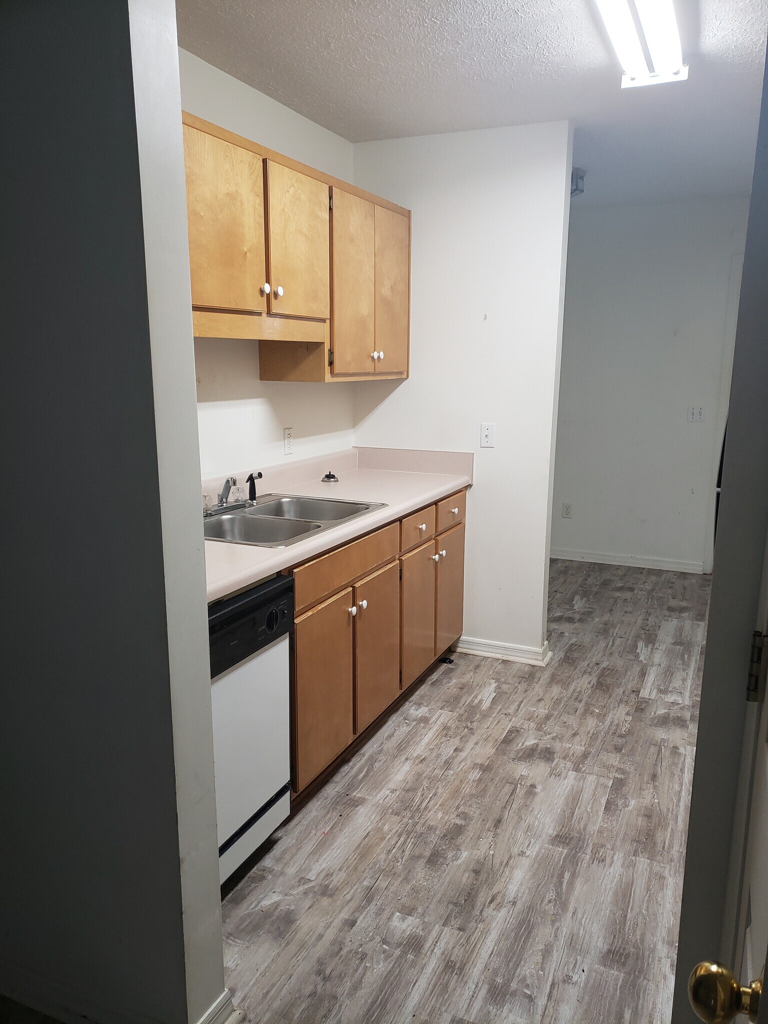 Building Photo - 938 Bob Little Rd