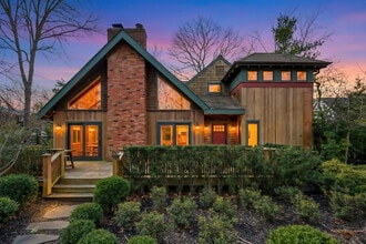 Building Photo - 150 Copeces Ln