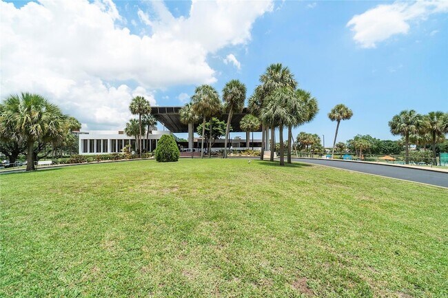Building Photo - 6921 Environ Blvd