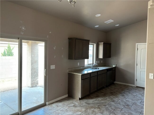 Building Photo - 3645 N Lomita St