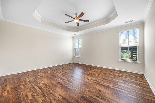 Building Photo - 4006 Fall Oak Terrace