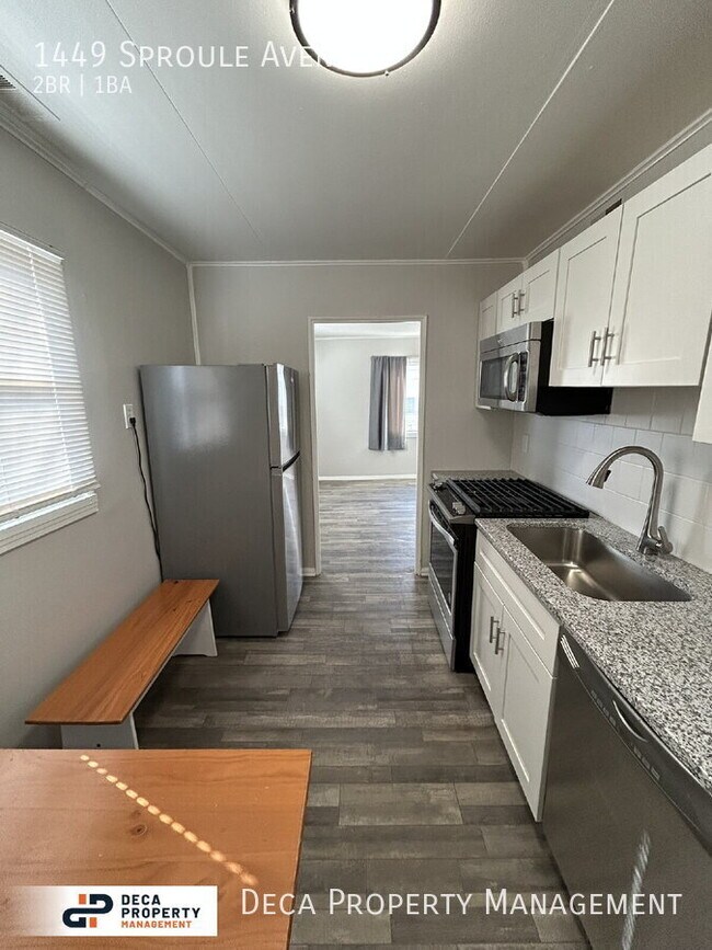 Building Photo - 1449 Sproule Ave