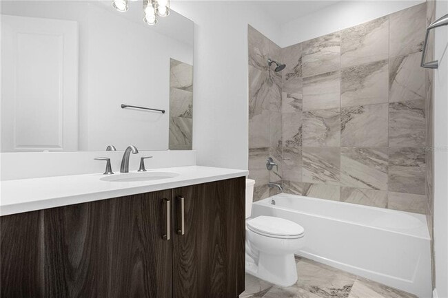 Building Photo - 2362 Brix St