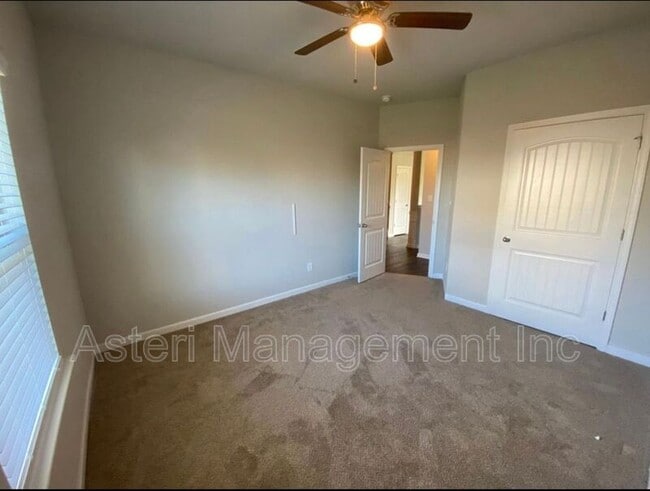 Building Photo - 300 Ousley Way