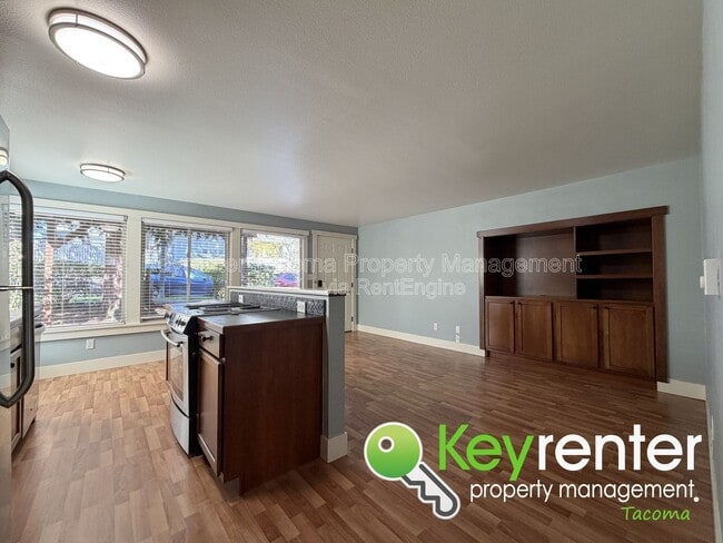 Building Photo - 422 N L St