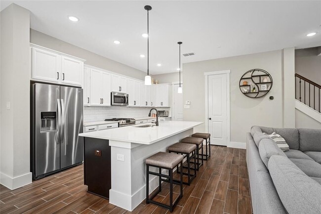 Building Photo - 1411 Biondo Way