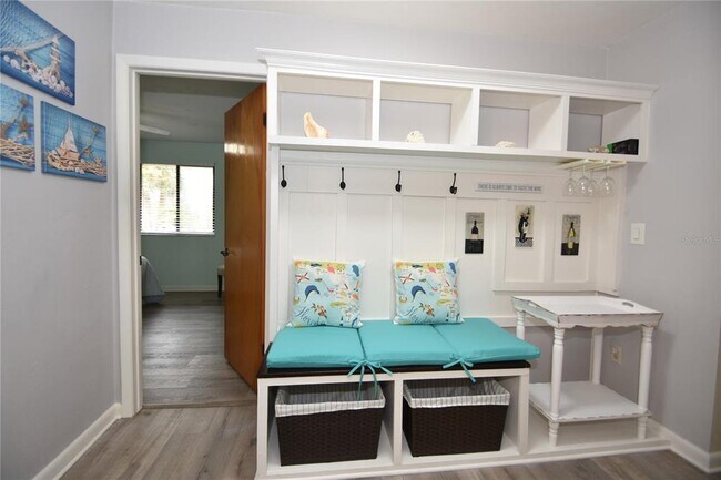 Building Photo - 18 Covington Ln