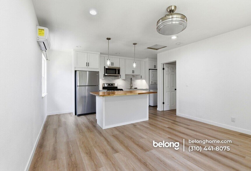 Building Photo - 314 S Santa Anita Ave
