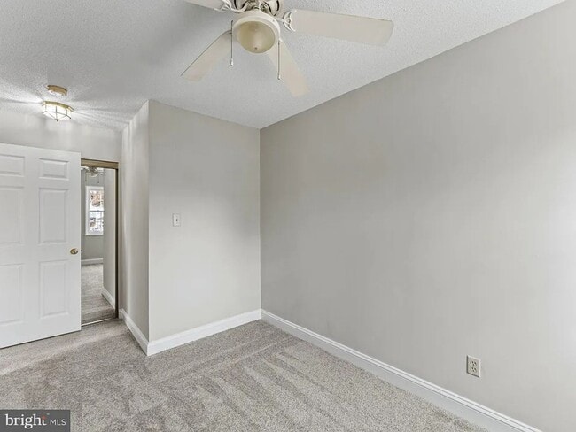 Building Photo - 2BR Condo in Alexandria near metro