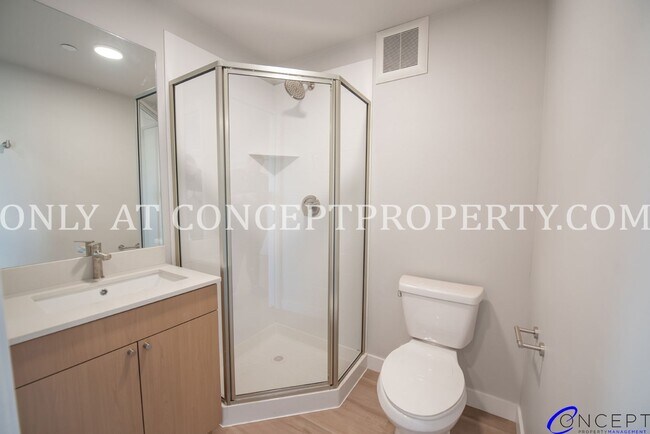 Building Photo - 2 Bed 2 Bath! Stylish, Smart, and Serene — The New Standard of Affordable Modern at Studio Crossing