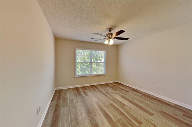 Building Photo - 3531 Chasefield Way