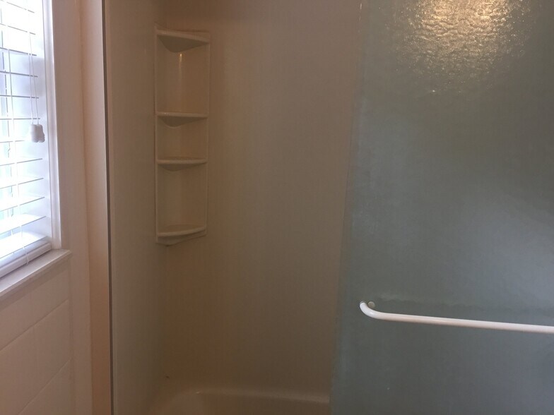 Building Photo - 2467 NJ-10