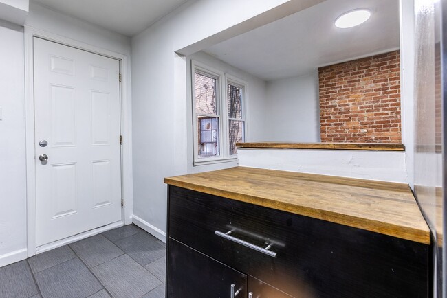 Building Photo - AVAILABLE APRIL - Open Concept 3 Bedroom Home w/ Character Throughout!