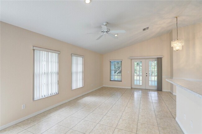 Building Photo - 11187 Airport Dr