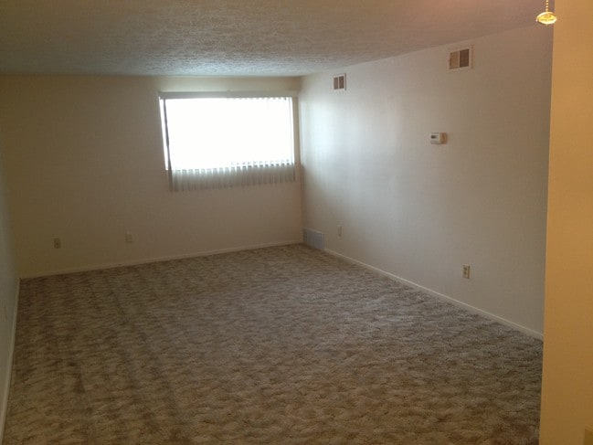 Building Photo - Sycamore West Apartments