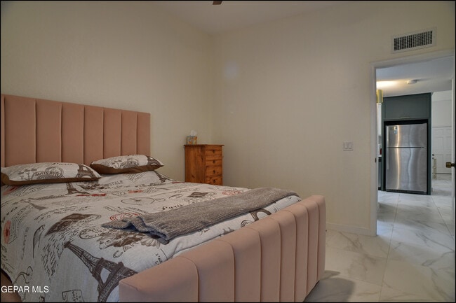 Building Photo - 237 N Alto Mesa Dr