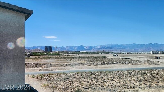 Building Photo - 1901 Brio Vis St