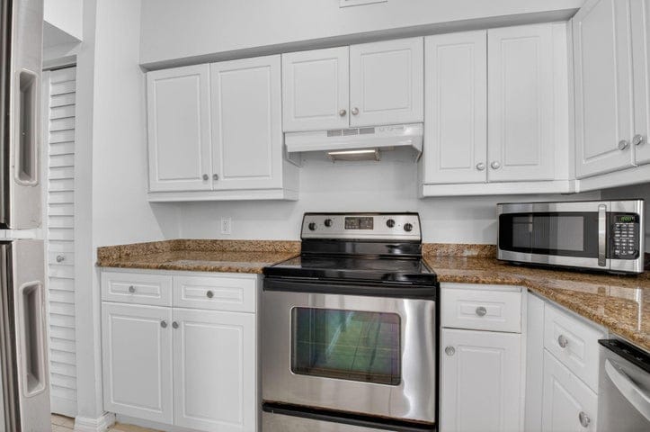 Building Photo - 3421 Tuscany Way