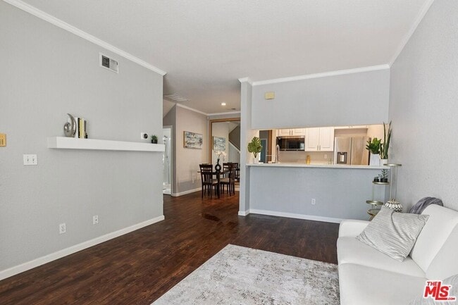 Building Photo - 1706 Bevin Brook Dr