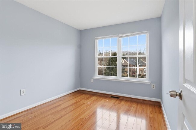 Building Photo - 6105 Castletown Way