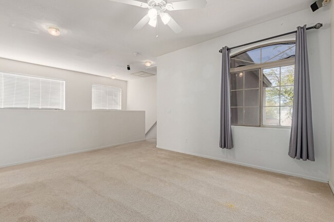 Building Photo - Mountainside Home, Gated Community