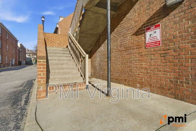 Building Photo - 1210 Stockley Gardens