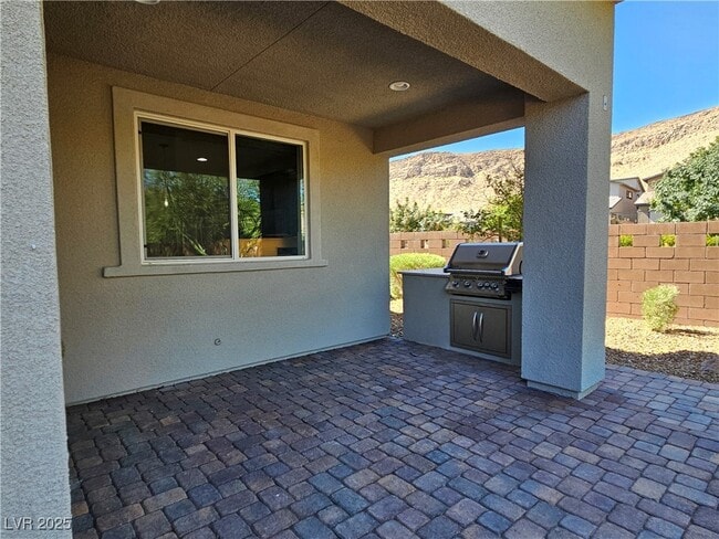 Building Photo - 7017 Pearl Hilltop Ct