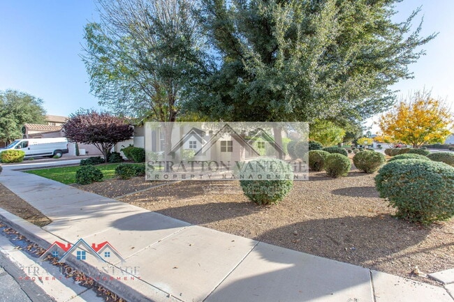 Building Photo - 20309 E Avenida Del Valle