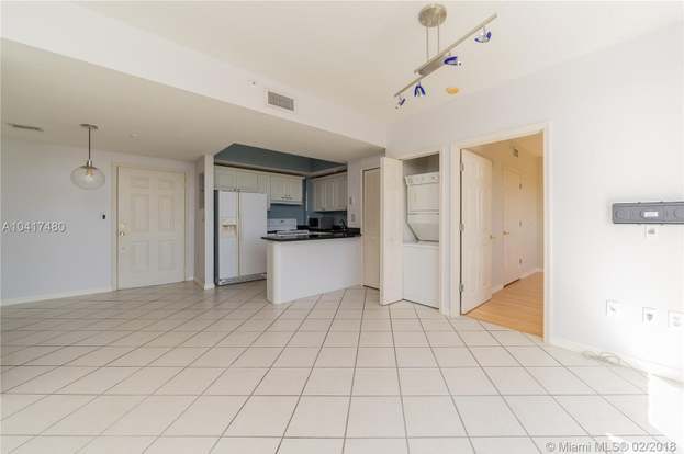 Building Photo - 3500 Coral Wy