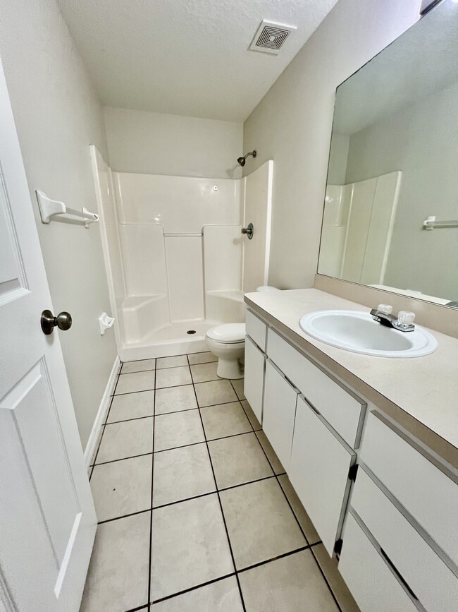 Building Photo - 37228 Grassy Hill Ln