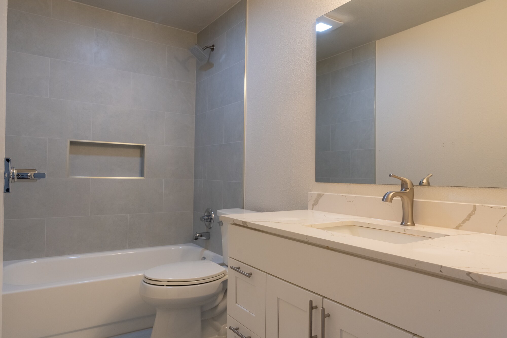 Building Photo - 21511 4th Ave W