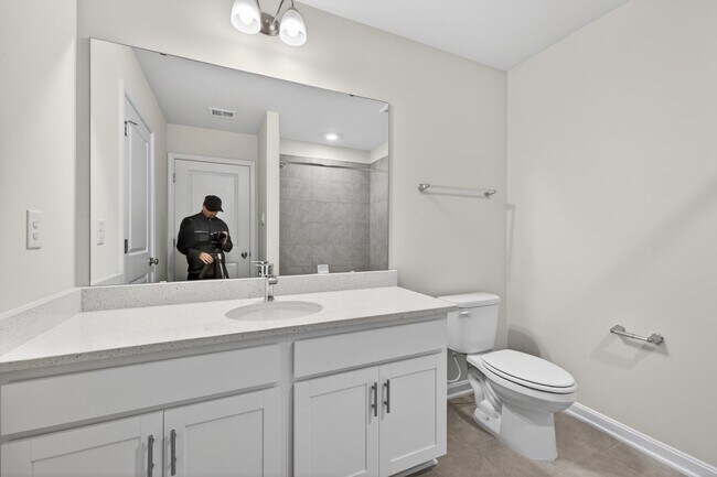 Building Photo - 462 Herringbone Wy