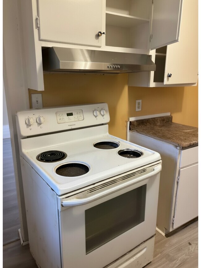 Building Photo - 1013 Edna Pl