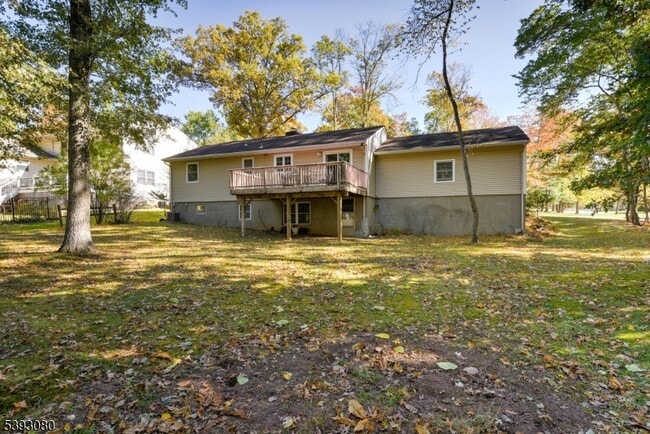 Building Photo - 109 Edgewood Dr