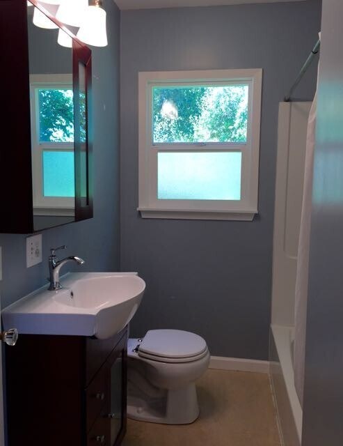 Building Photo - Charming Keyport home with Large Yard