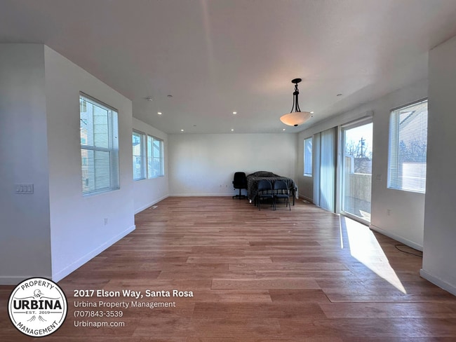 Building Photo - Modern Santa Rosa Home Featuring Open Living and Private Yard