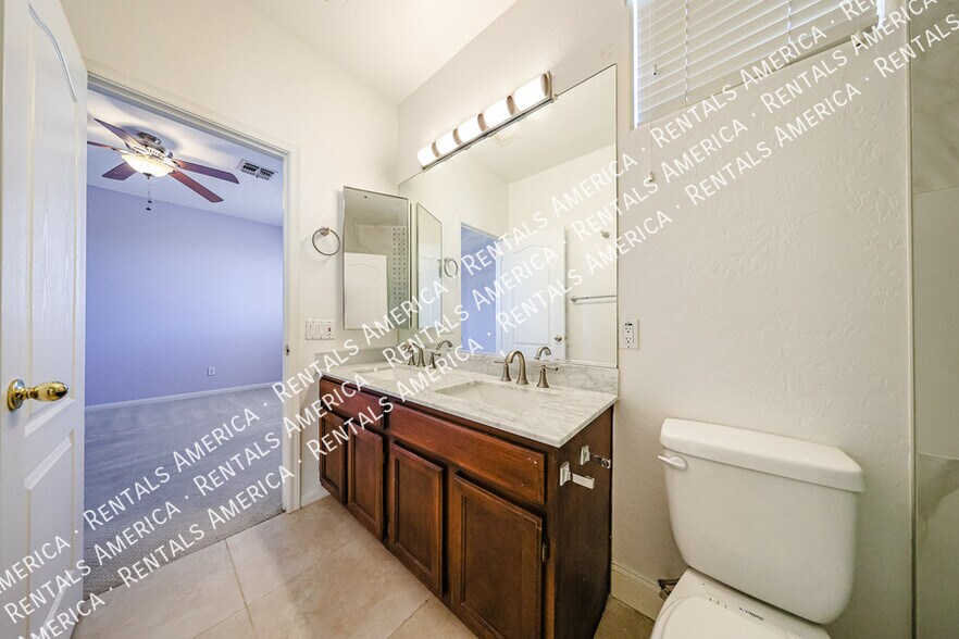 Building Photo - 14759 N 98th St