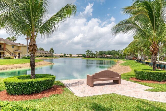 Building Photo - 980 NE 33rd Terrace