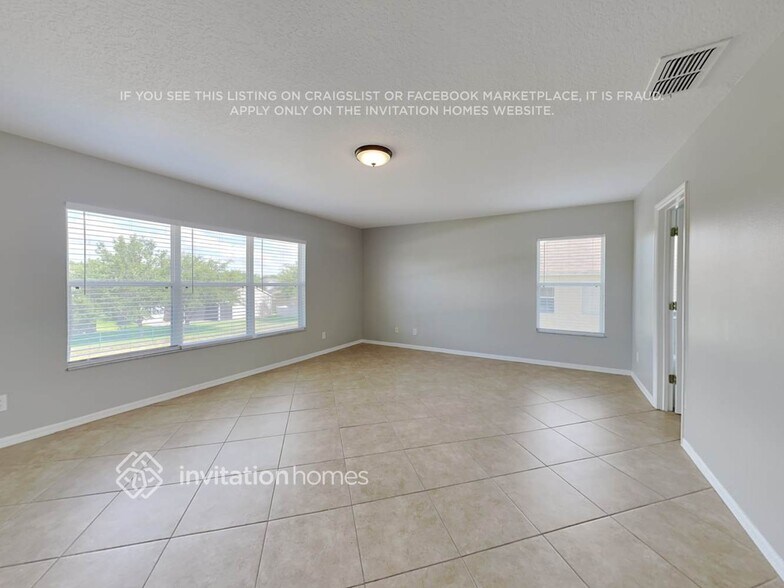 Building Photo - 4477 Barbados Loop