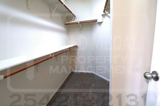 Building Photo - Don't Miss Out on This Beauty At 2521 Bargello! - Now Available For Rent!