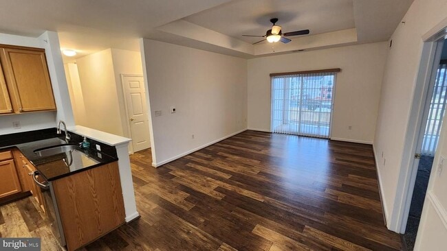 Building Photo - 245 Breeders Cup Dr