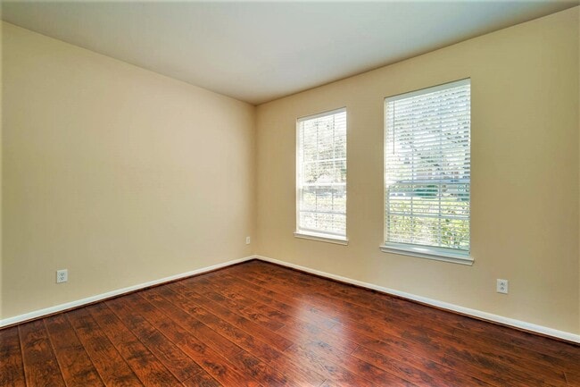 Building Photo - 4202 Cantrell Ct