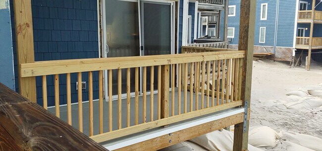 Building Photo - 2250 New River Inlet Rd
