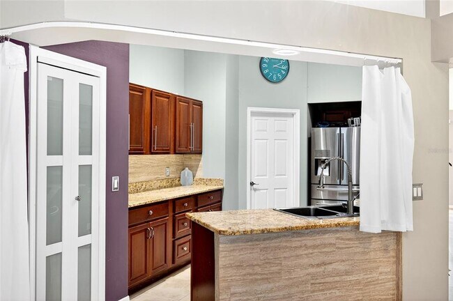 Building Photo - 7839 SW 63rd Ave Rd