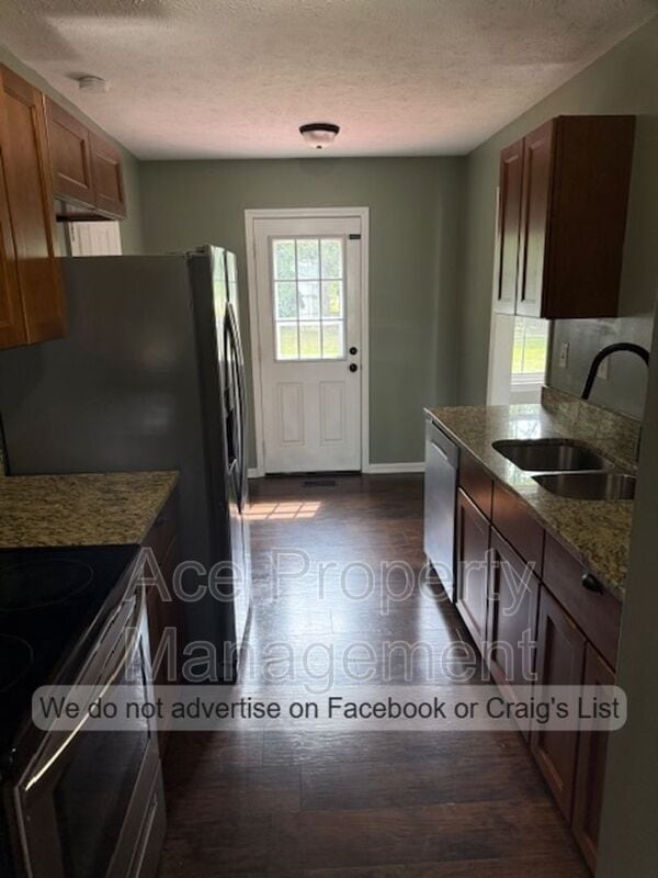 Building Photo - 2509 Quail Forest Dr