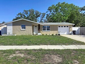 Building Photo - 5913 Appletree Rd